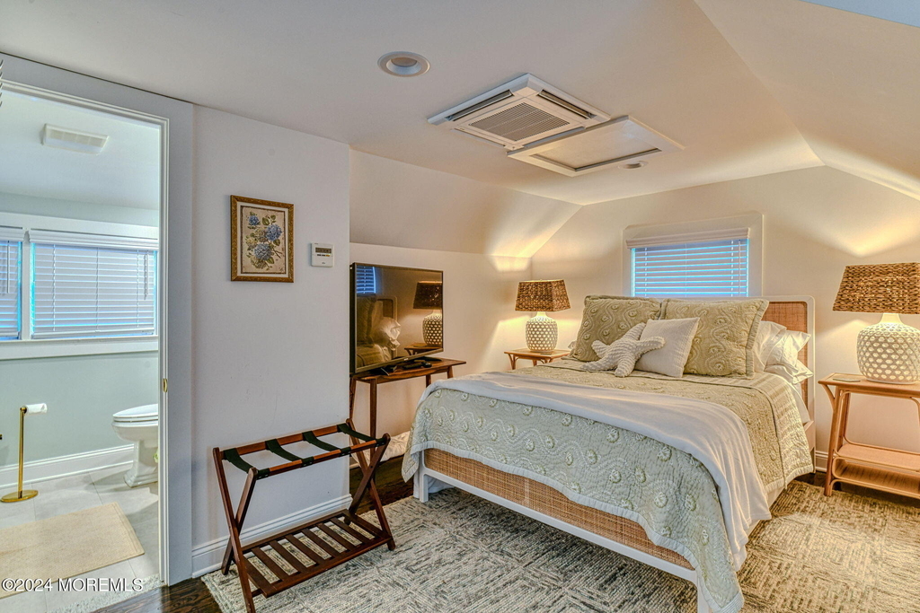 77 Asbury Avenue - Photo 29