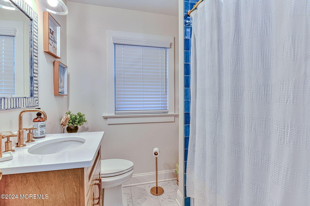 77 Asbury Avenue - Photo 28