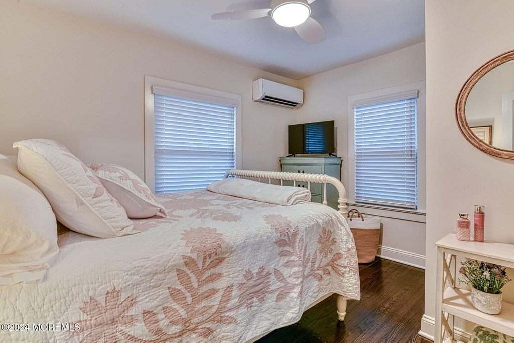 77 Asbury Avenue - Photo 23