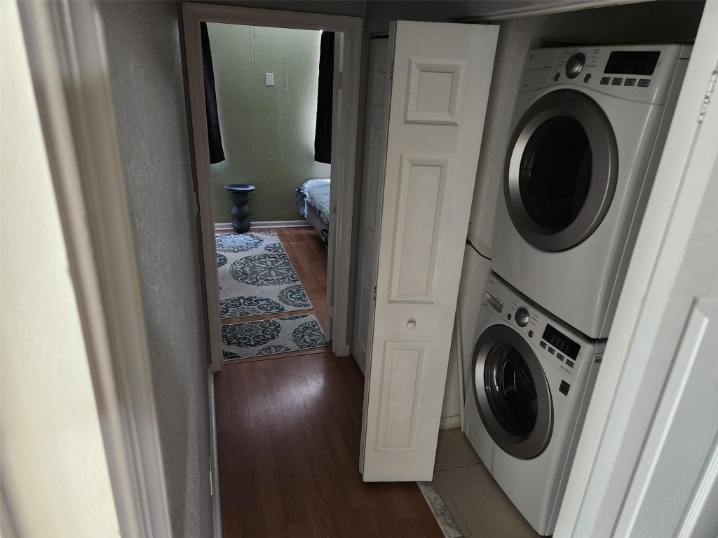 6617 Winfield Boulevard - Photo 12