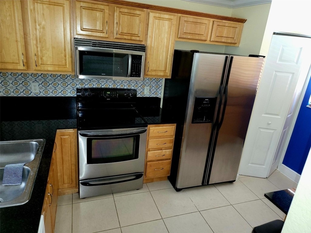 6617 Winfield Boulevard - Photo 4