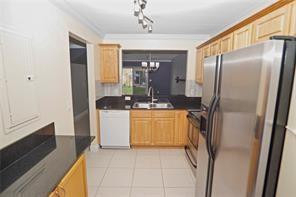 6617 Winfield Boulevard - Photo 3