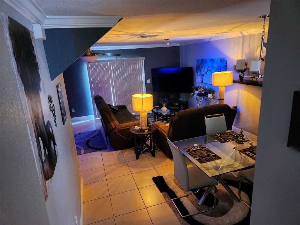 6617 Winfield Boulevard - Photo 7