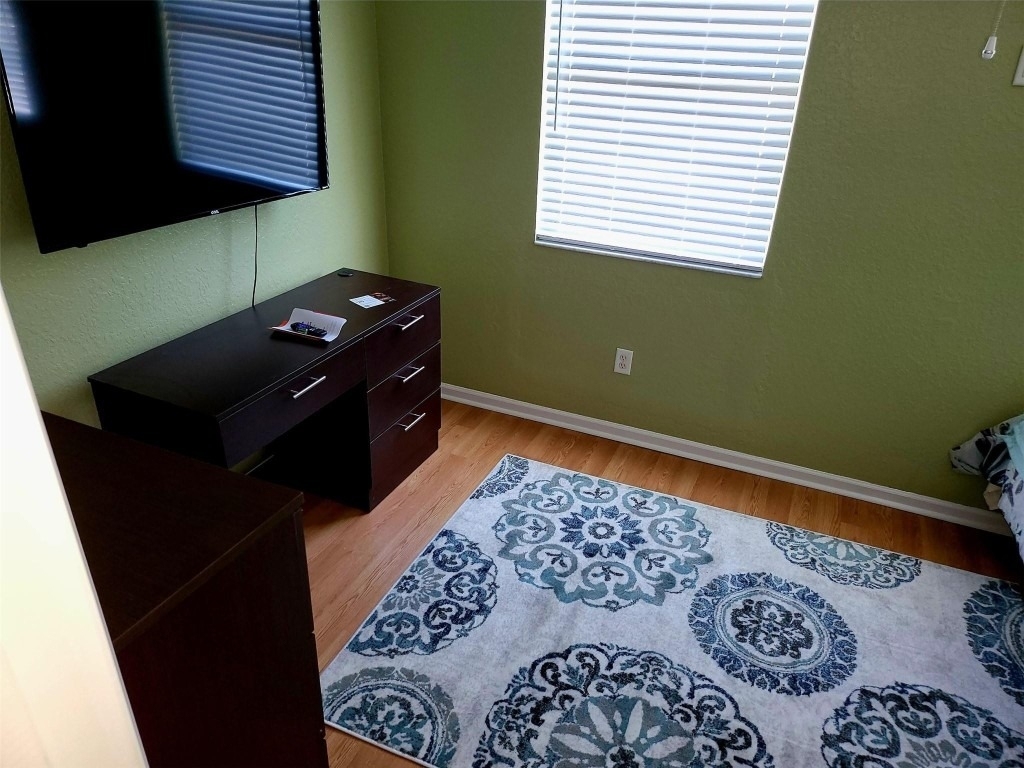 6617 Winfield Boulevard - Photo 10