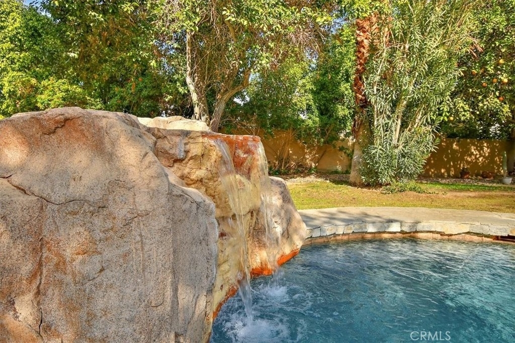 75270 Palm Shadow Drive - Photo 34