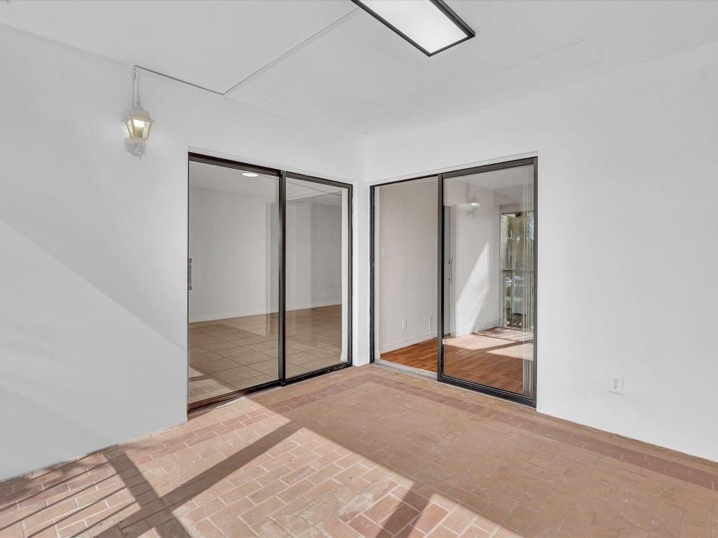 220 Lakeview Drive - Photo 29