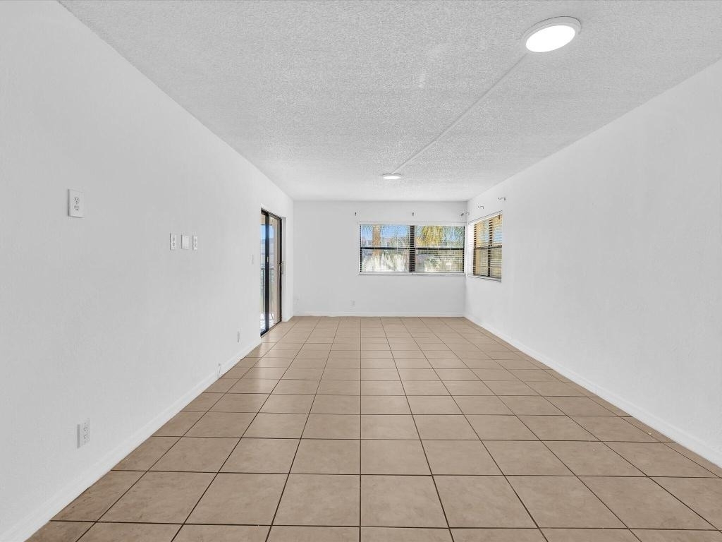 220 Lakeview Drive - Photo 11