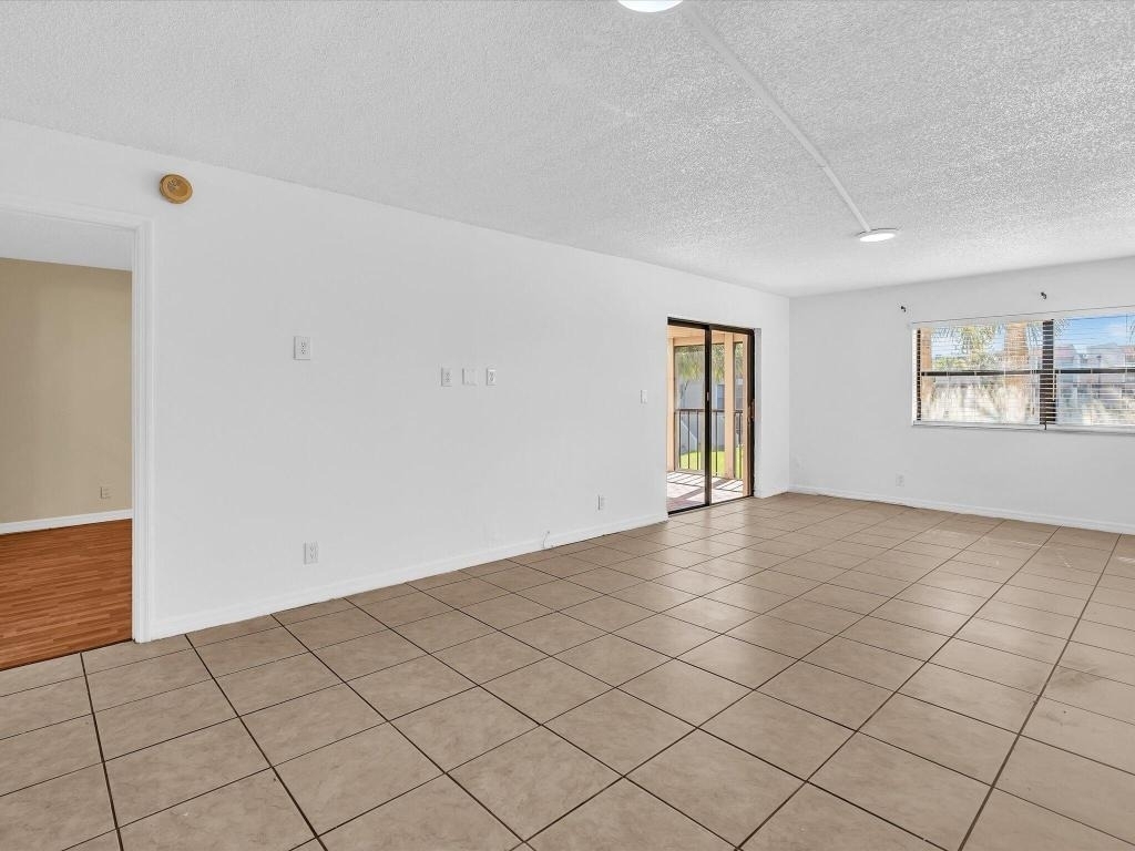 220 Lakeview Drive - Photo 13