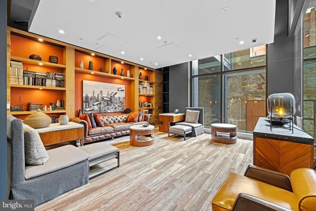 1213 Walnut Street - Photo 5