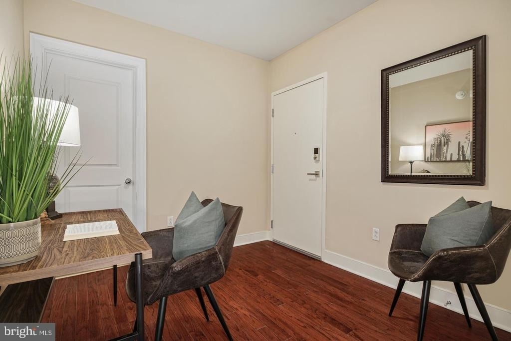 1501 Locust Street - Photo 8