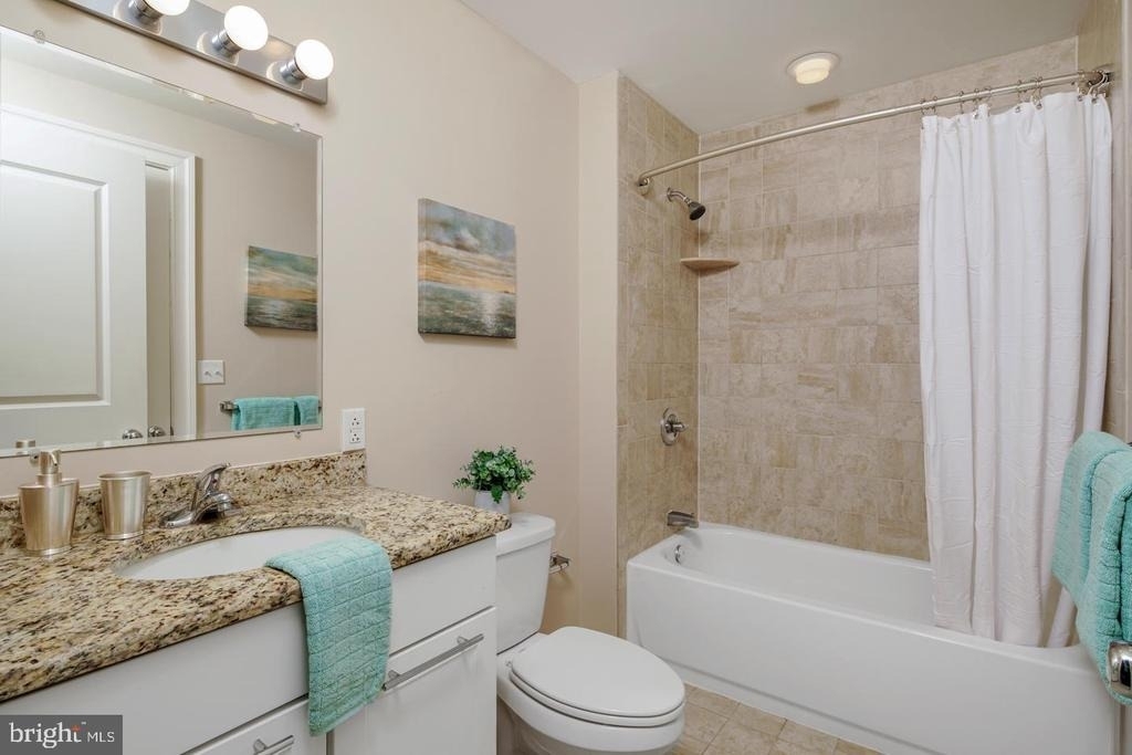 1501 Locust Street - Photo 13
