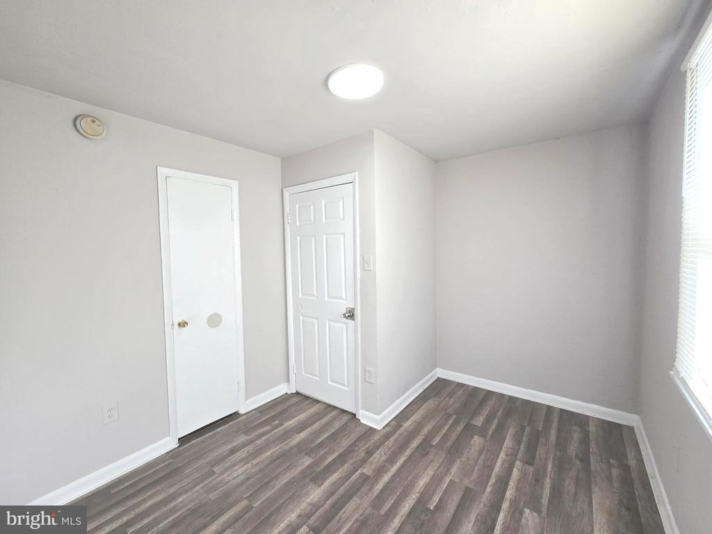 5526 N Mascher Street - Photo 19