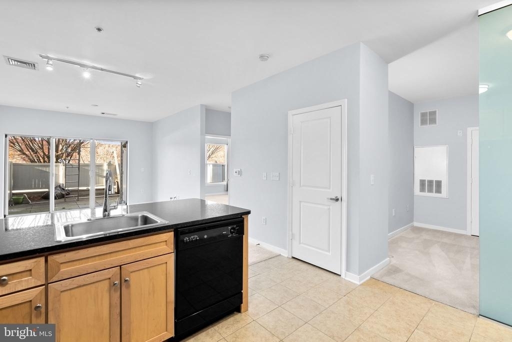 8045 Newell Street - Photo 6