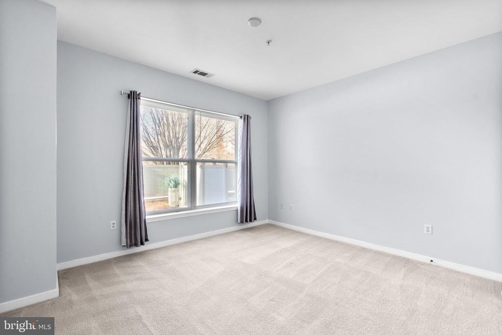 8045 Newell Street - Photo 16