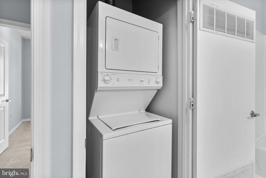 8045 Newell Street - Photo 17