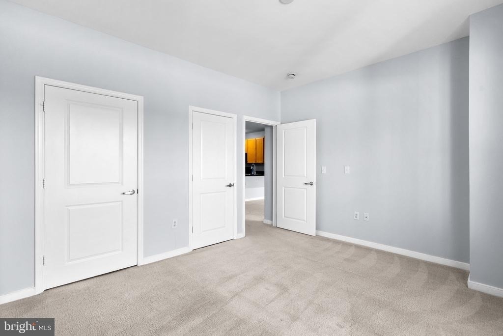 8045 Newell Street - Photo 14
