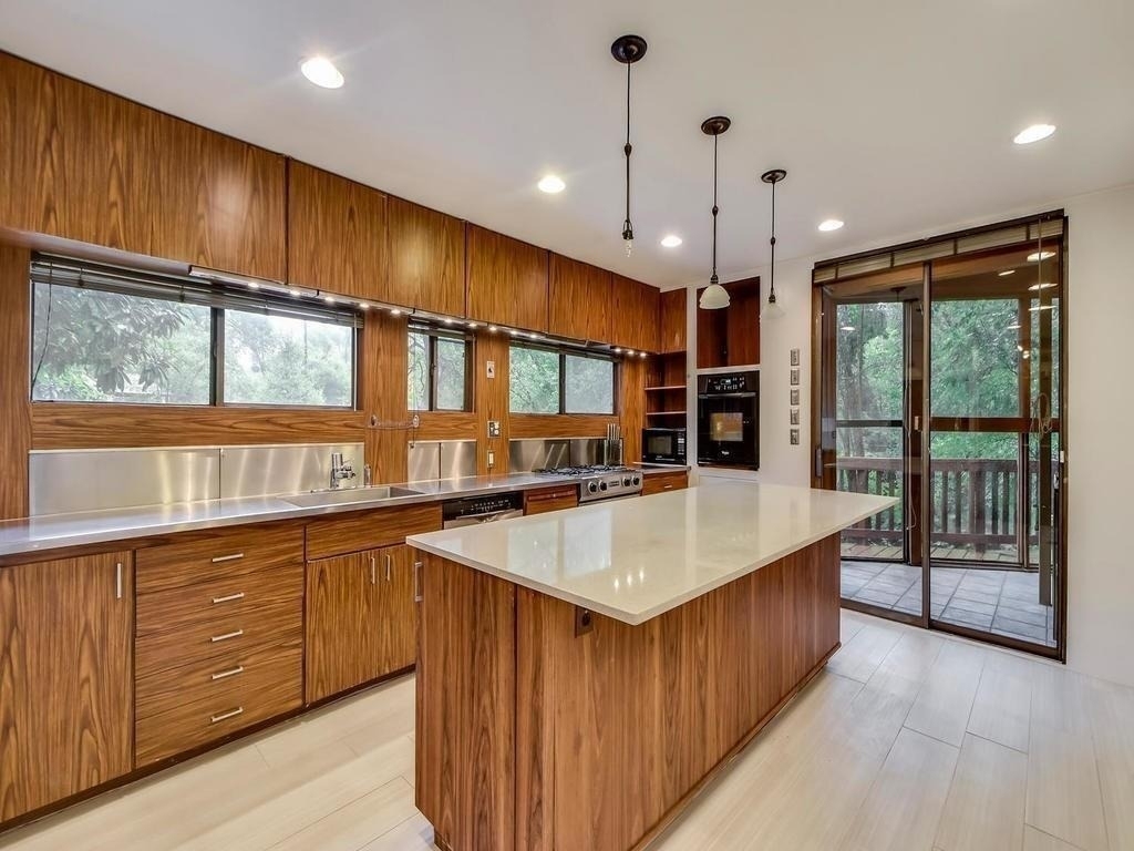 800 Leonard St - Photo 23