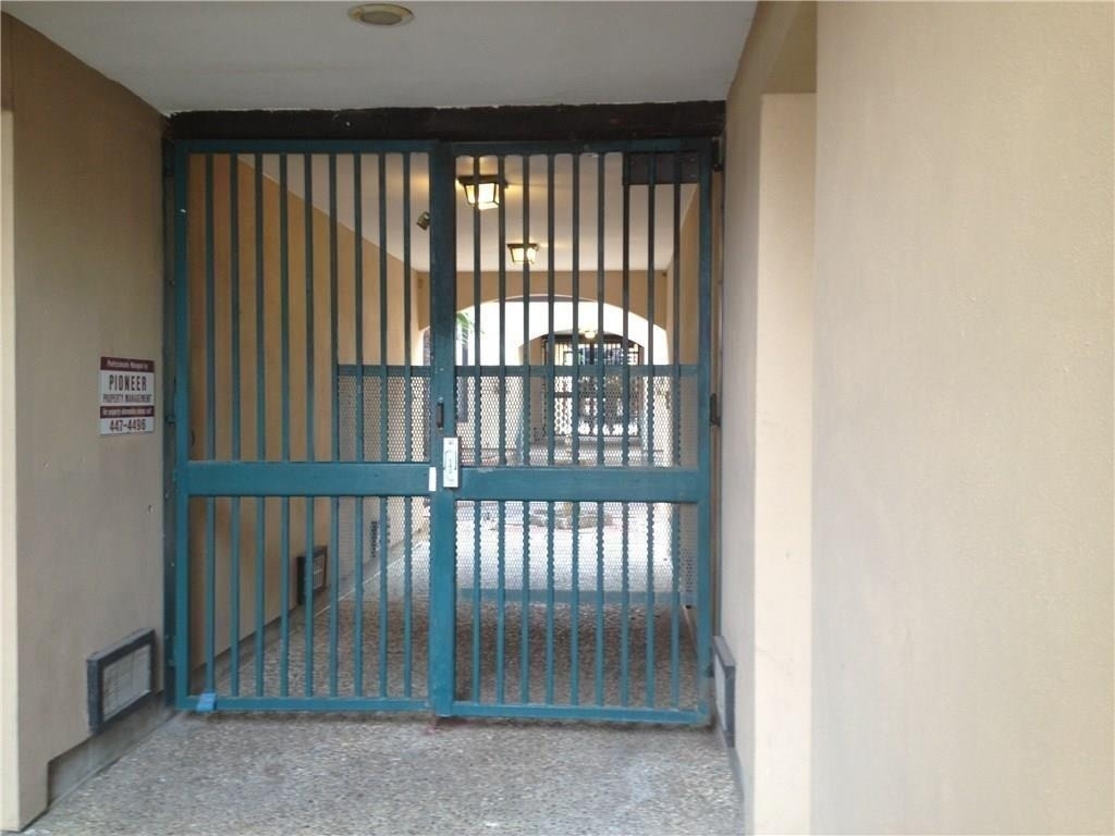 2110 Riogrande St - Photo 1