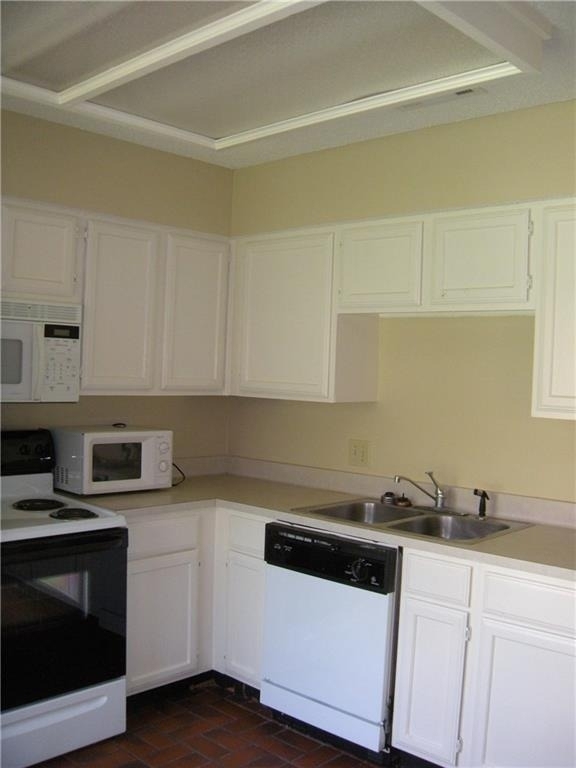 2110 Riogrande St - Photo 8