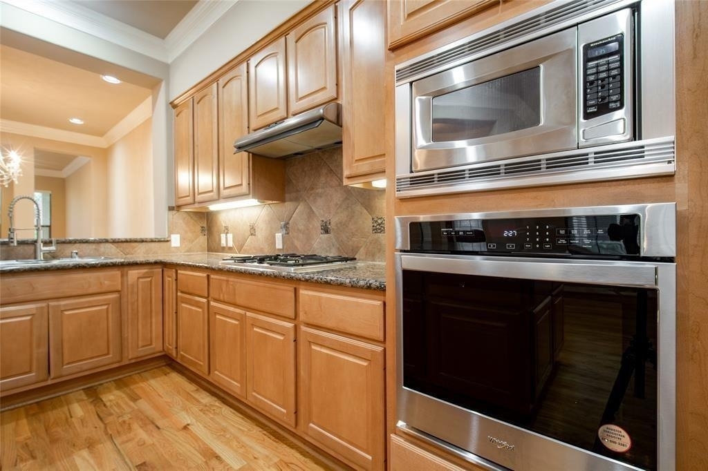 2906 Royal Oaks Crest - Photo 8