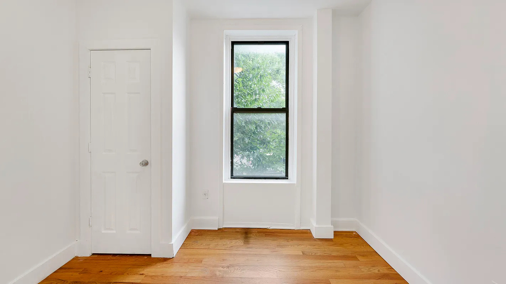 756 Marcy Avenue - Photo 11