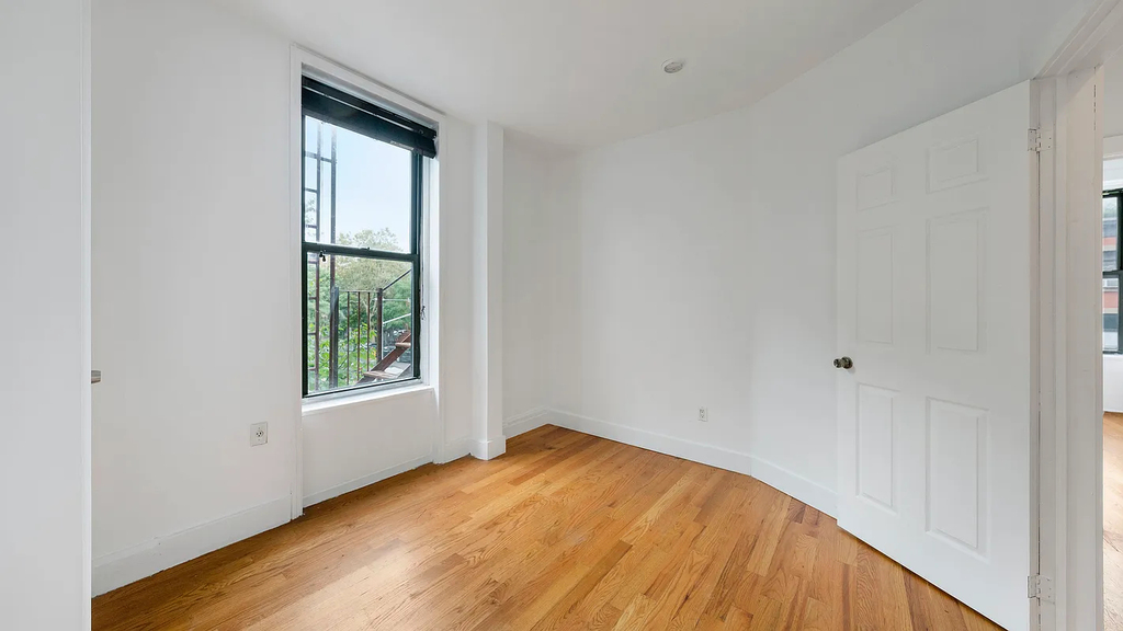 756 Marcy Avenue - Photo 14