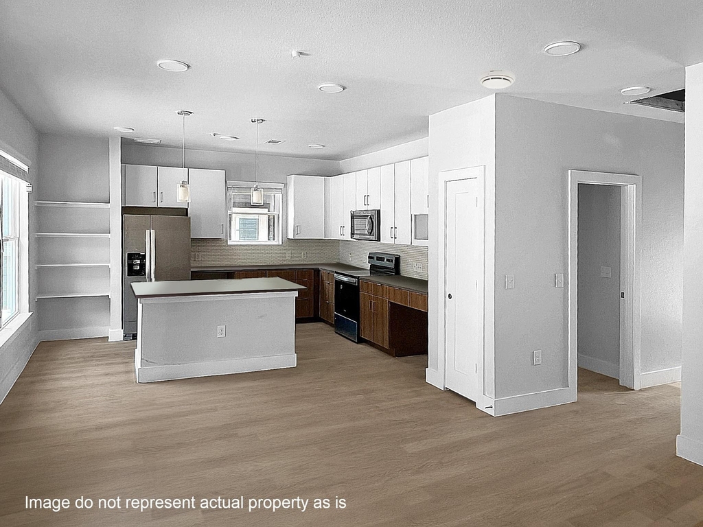 2400-241 Montgomery Park - Photo 4