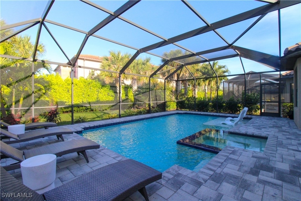 9423 Terresina Drive - Photo 8