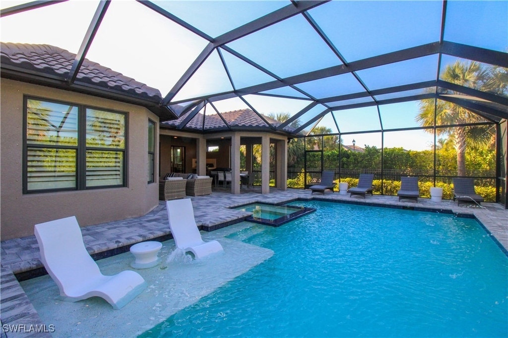 9423 Terresina Drive - Photo 0