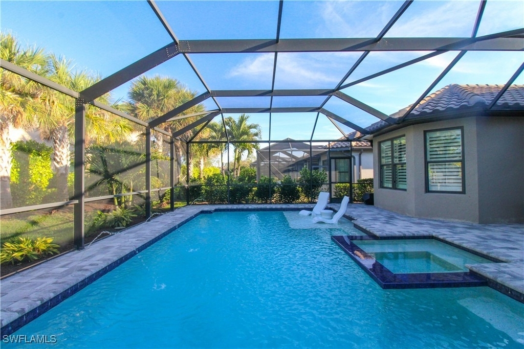 9423 Terresina Drive - Photo 4