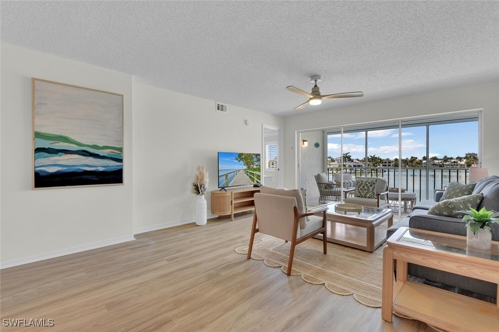 10682 Gulf Shore Drive - Photo 6