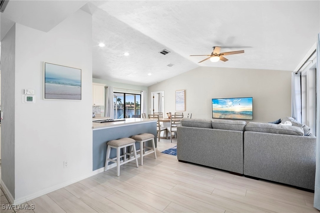4530 W Coral Circle - Photo 5