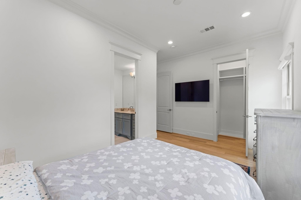 426 Marshall Street - Photo 21