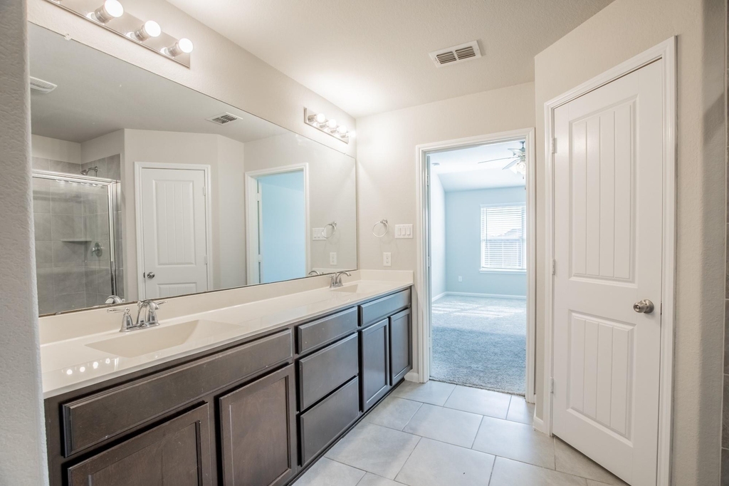 1407 Wheatland Terrance Lane - Photo 23