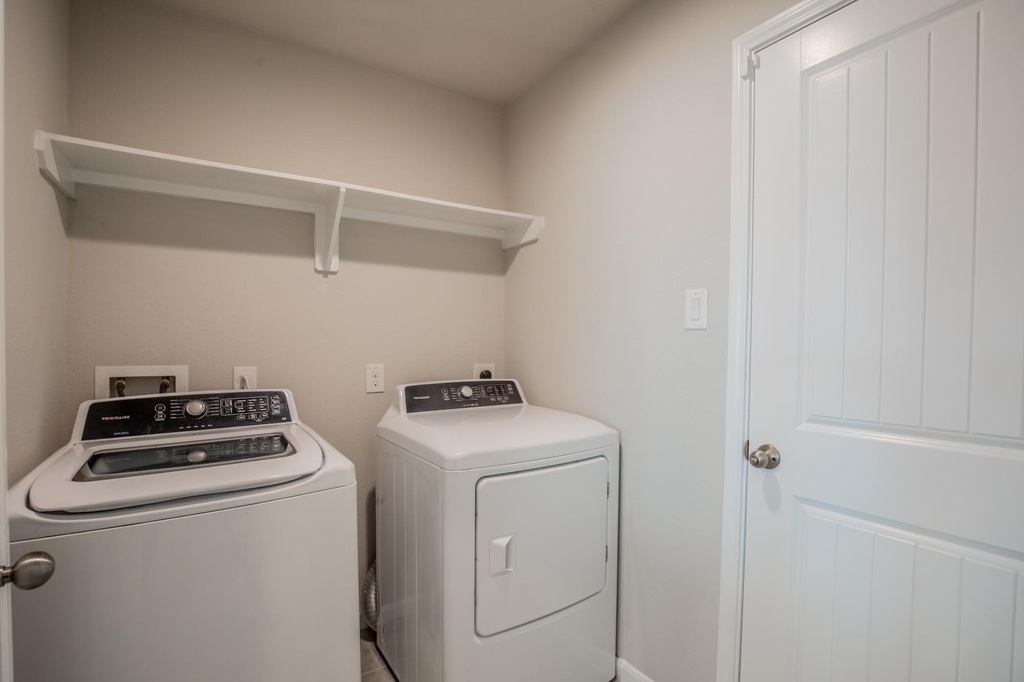 1407 Wheatland Terrance Lane - Photo 10