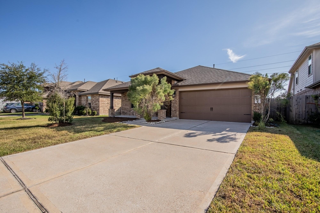 1407 Wheatland Terrance Lane - Photo 1