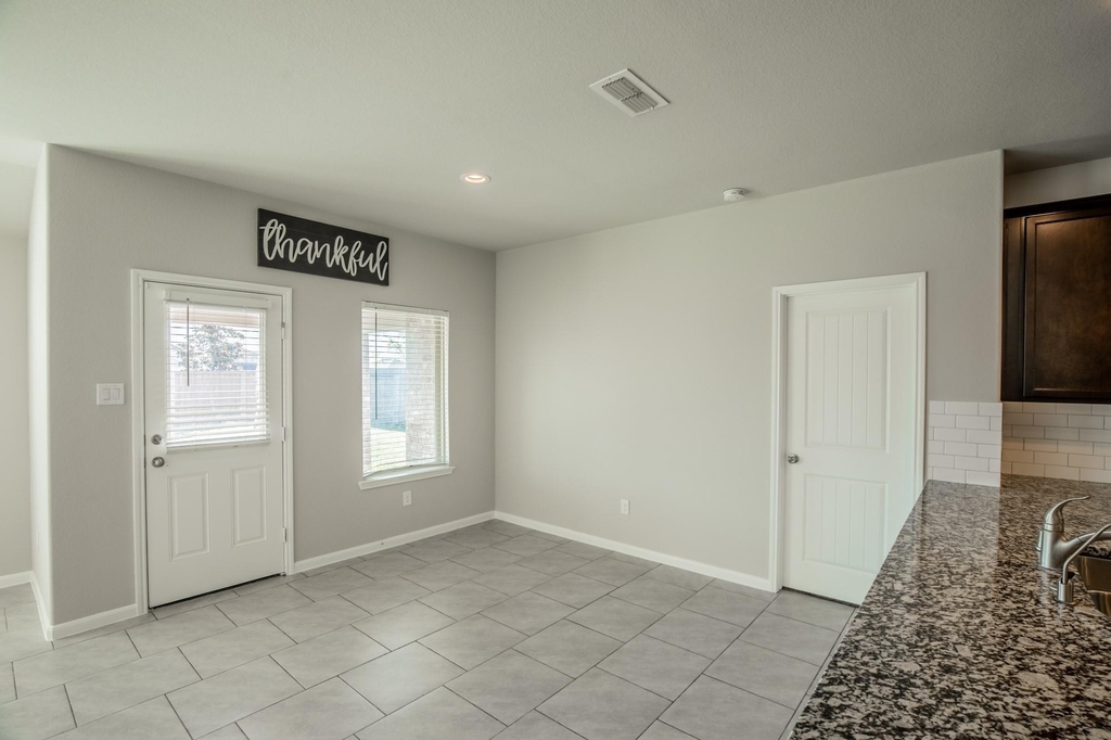 1407 Wheatland Terrance Lane - Photo 12