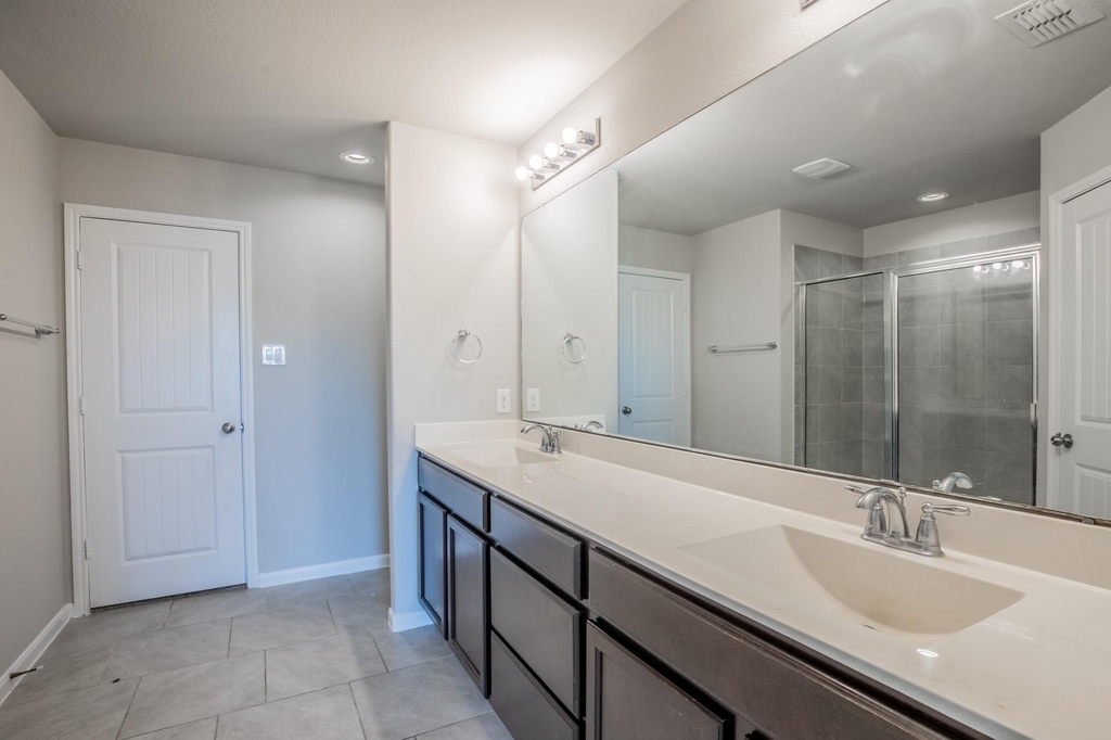 1407 Wheatland Terrance Lane - Photo 21