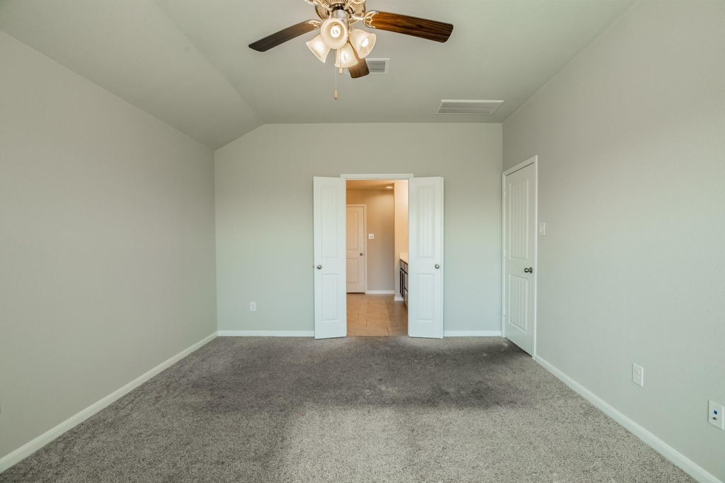 1407 Wheatland Terrance Lane - Photo 20
