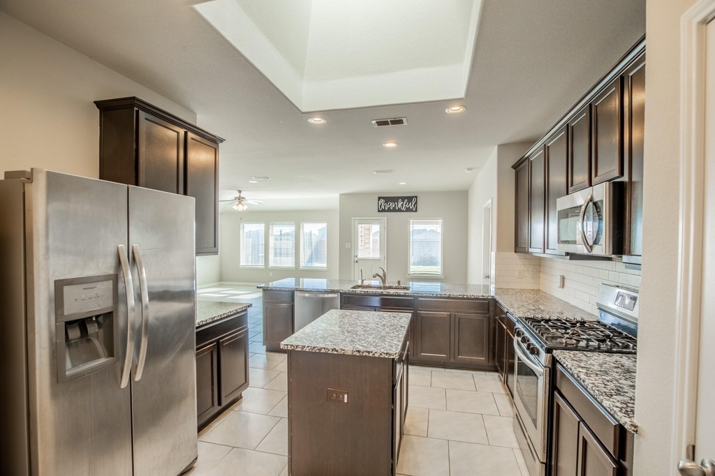 1407 Wheatland Terrance Lane - Photo 9