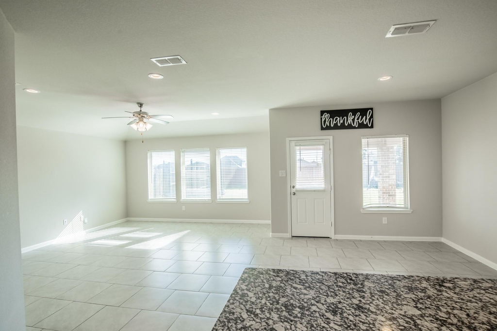 1407 Wheatland Terrance Lane - Photo 14