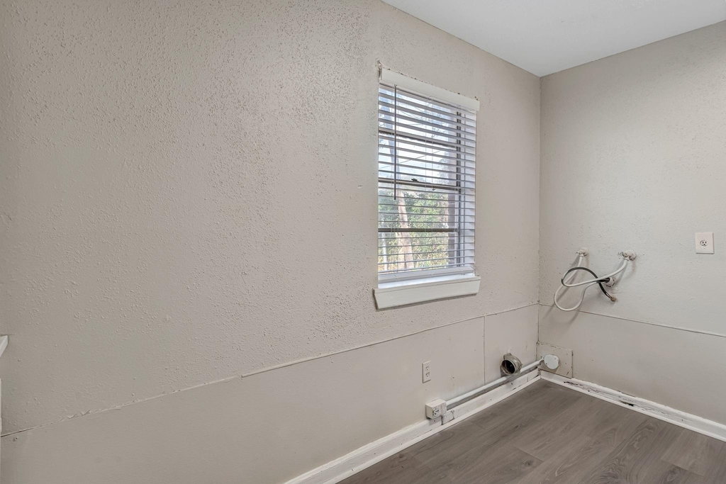 4720 Carmen Street - Photo 6