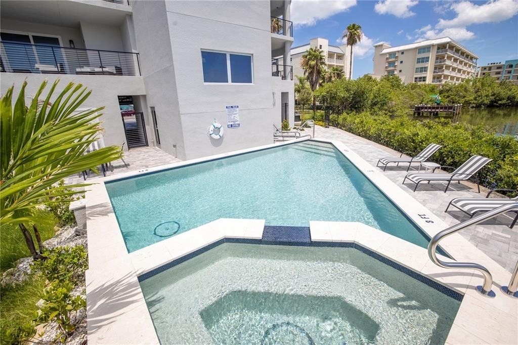 19505 Gulf Boulevard - Photo 82