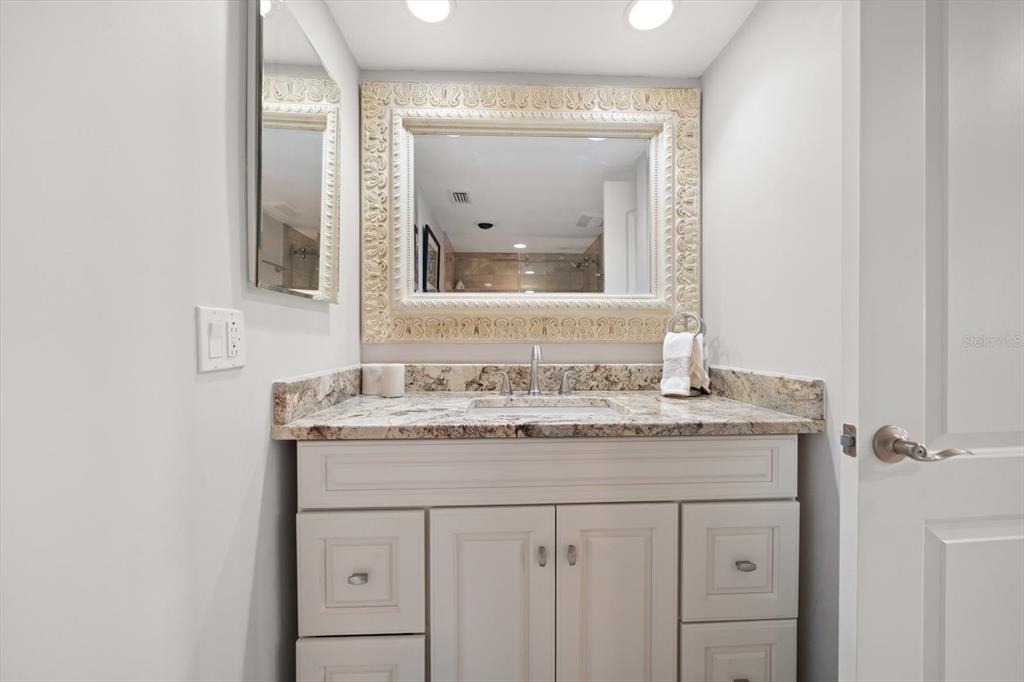 400 Island Way - Photo 17