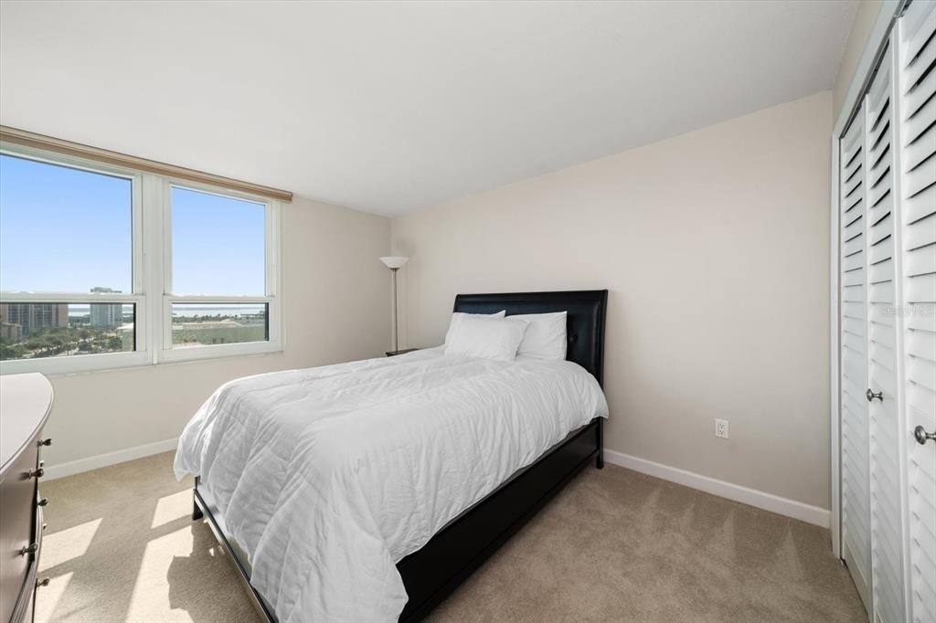 400 Island Way - Photo 19
