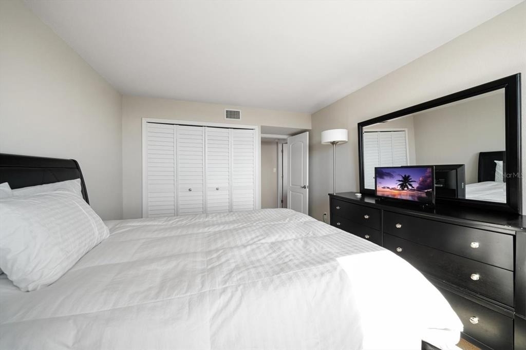 400 Island Way - Photo 20