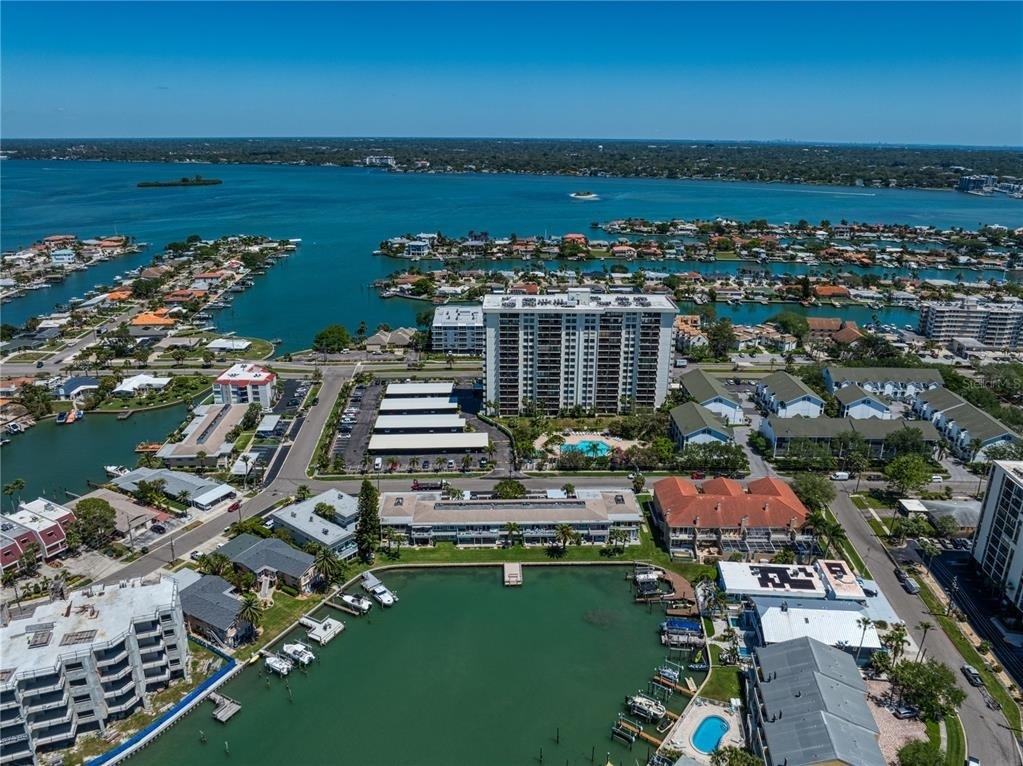 400 Island Way - Photo 33