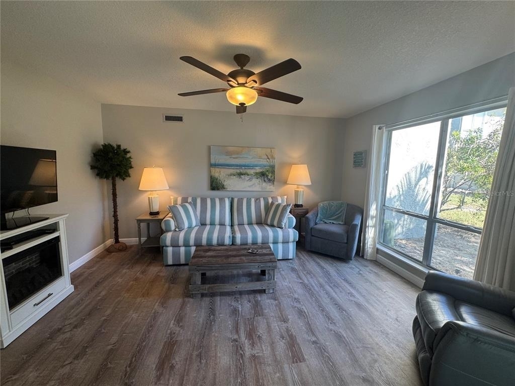 621 Windrush Bay Drive - Photo 6