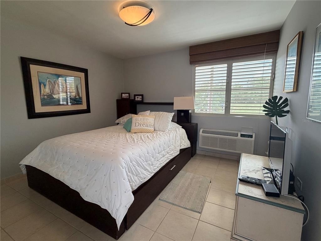 Apt B-205 Cond. Harbour Points - Photo 9