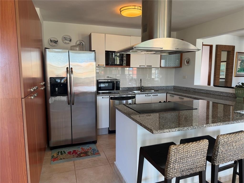 Apt B-205 Cond. Harbour Points - Photo 3